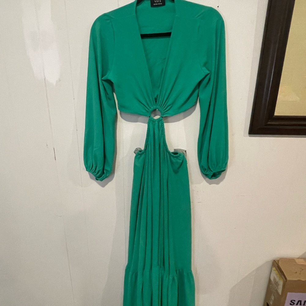 VICI Green Ring-Front Long Sleeve Maxi Dress